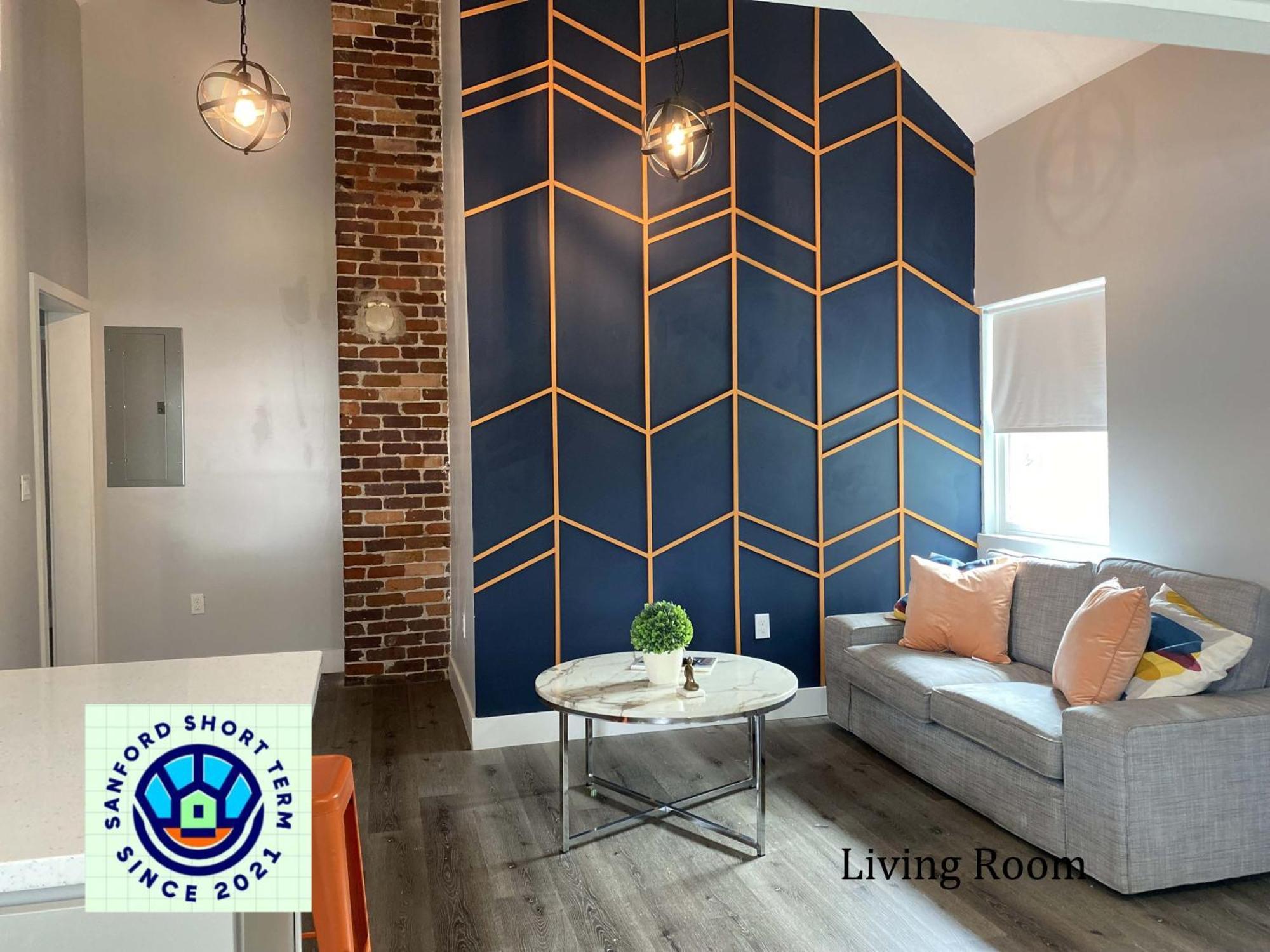 The Contemporary Apartment Sanford Exterior photo